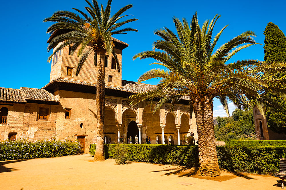 Granada sights + things to do with children and kids