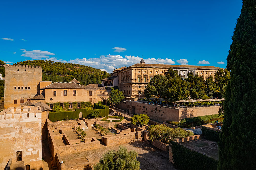 Granada sights + things to do with children and kids